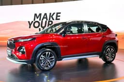 Toyota Urban Cruiser Taisor Front Right Three Quarter Toyota Urban Cruiser Taisor Front Right Three Quarter